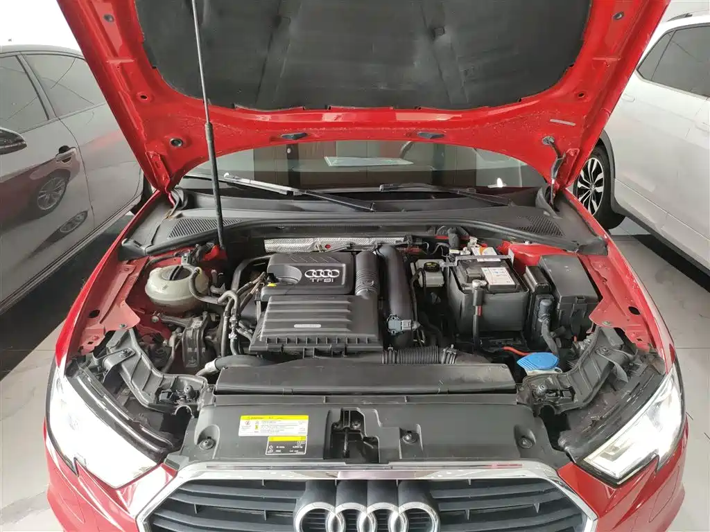 Audi A3 2018 — фото 20