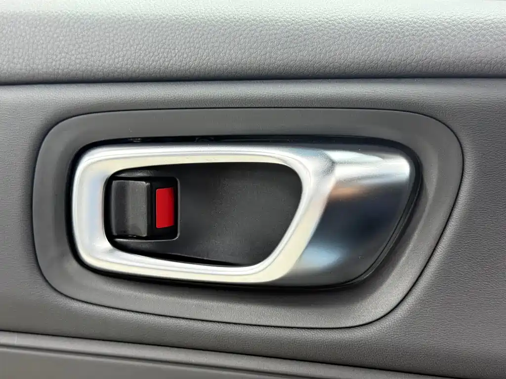 Honda Vezel 2023 — фото 14
