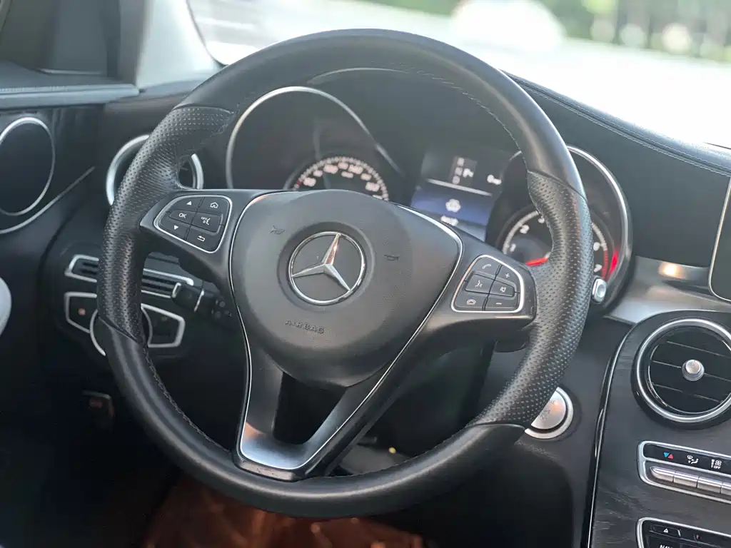 Mercedes-Benz C-Class 2016 — фото 10