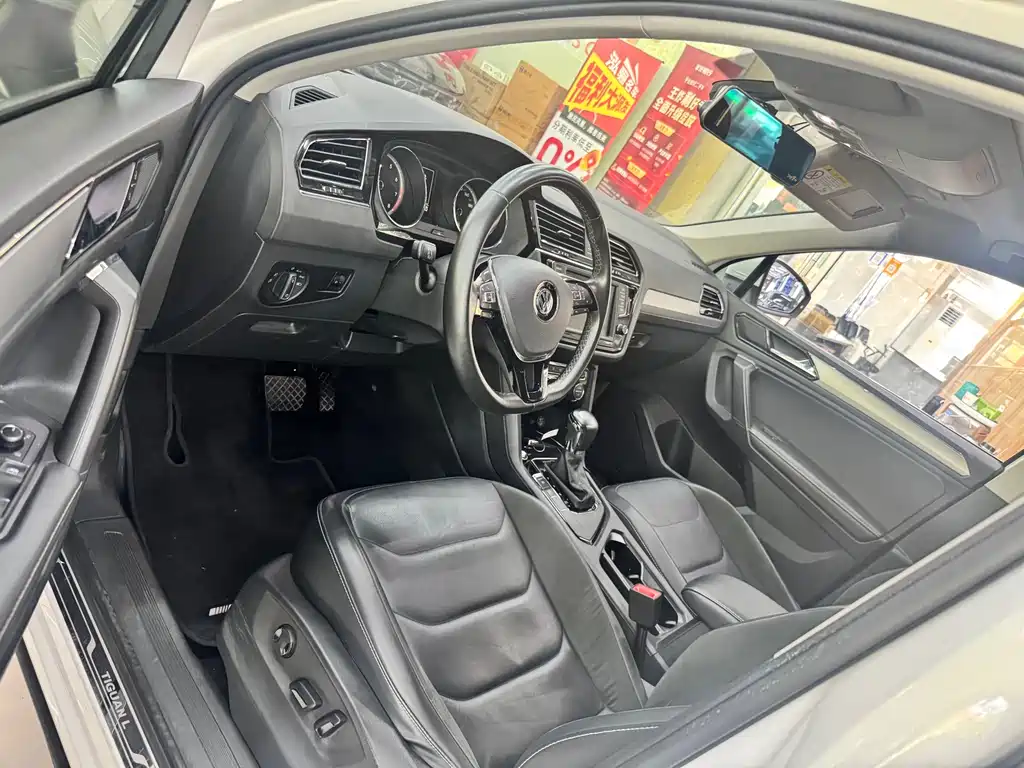 Volkswagen Tiguan L 2018 — фото 7