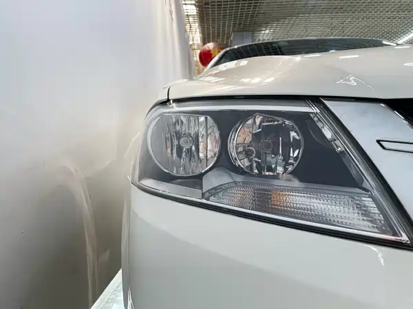 Volkswagen Lavida 2015