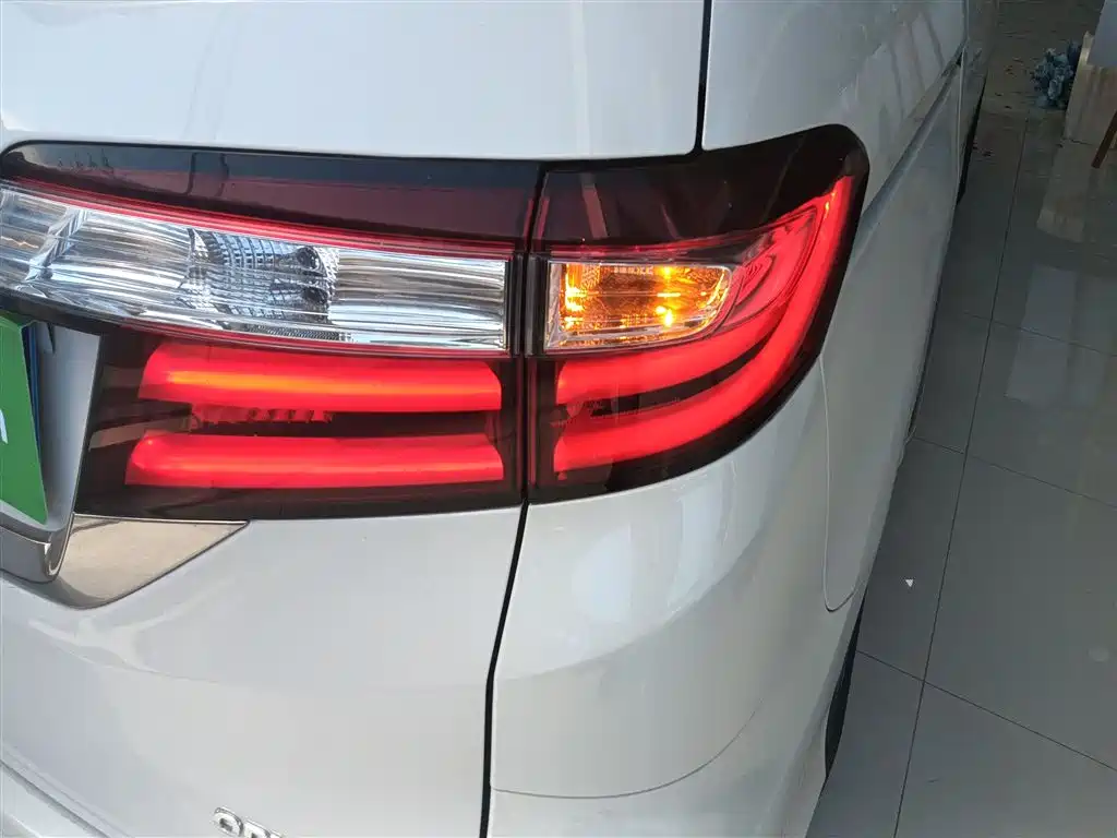 Honda Odyssey 2021 — фото 24
