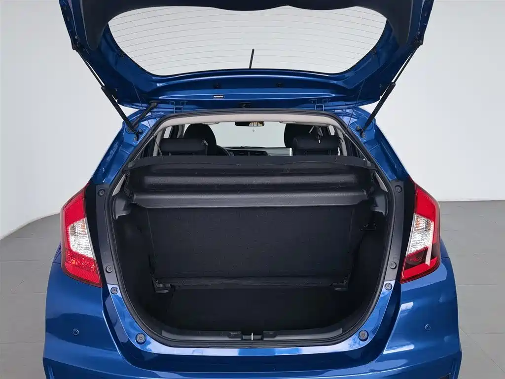 Honda Fit 2018 — фото 16