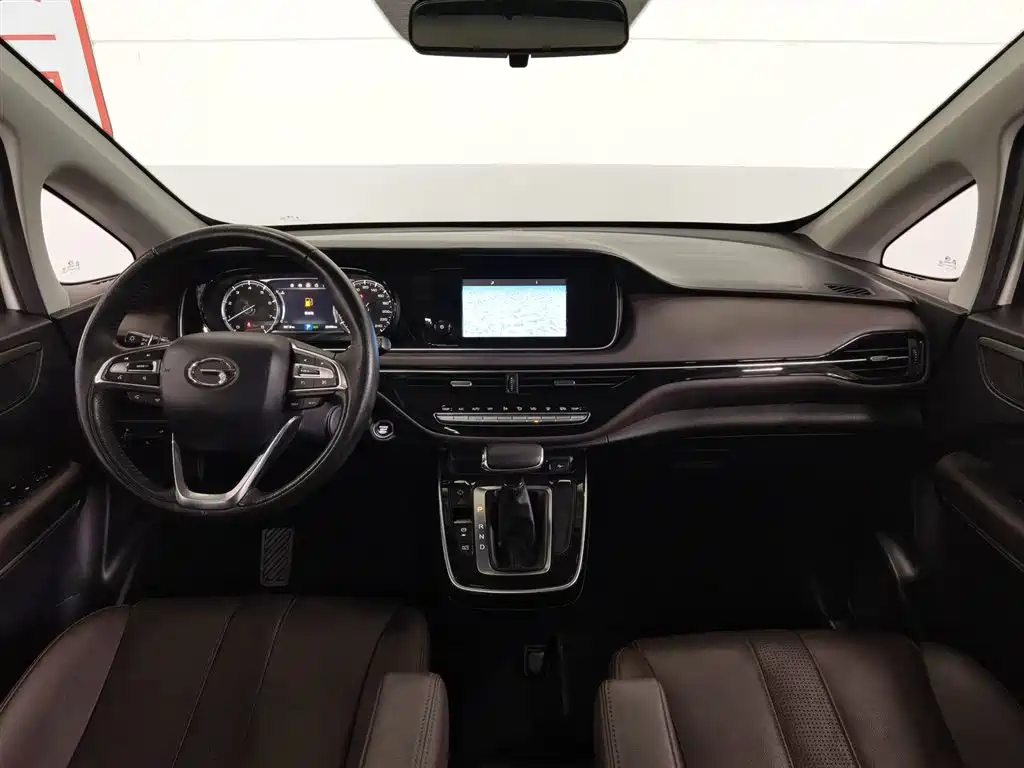 GAC Motor Trumpchi M6 2019 — фото 5