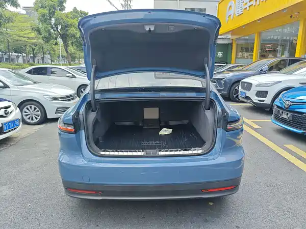 NIO ET7 2023