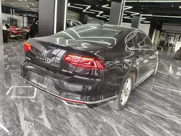 Volkswagen Magotan 2025