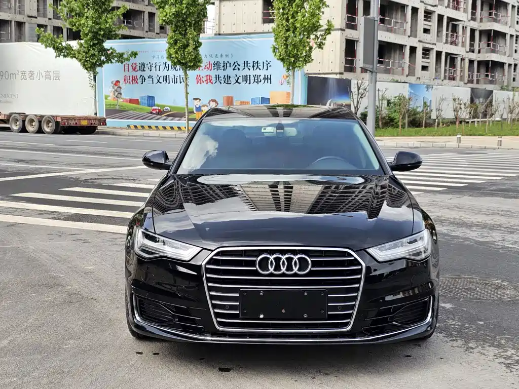 Audi A6L 2018 — фото 1