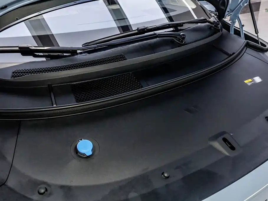 Li Auto i8 2025 — фото 25