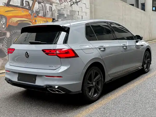 Volkswagen Golf 2022