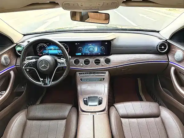 Mercedes-Benz E-Class 2021