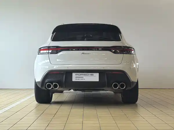 Porsche Macan 2024