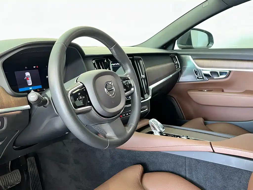 Volvo S90 2022 — фото 11