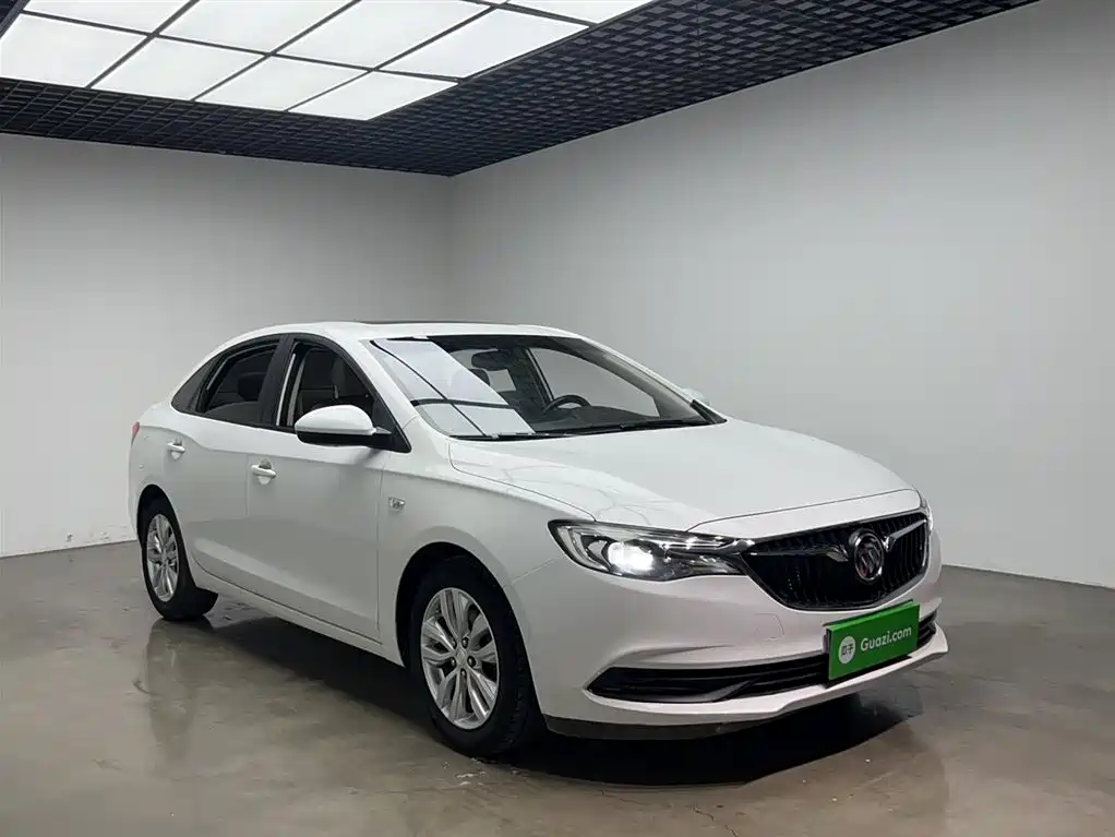 Buick Excelle 2019 — фото 17
