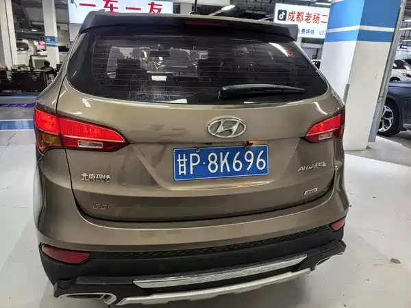Hyundai Santa Fe 2014
