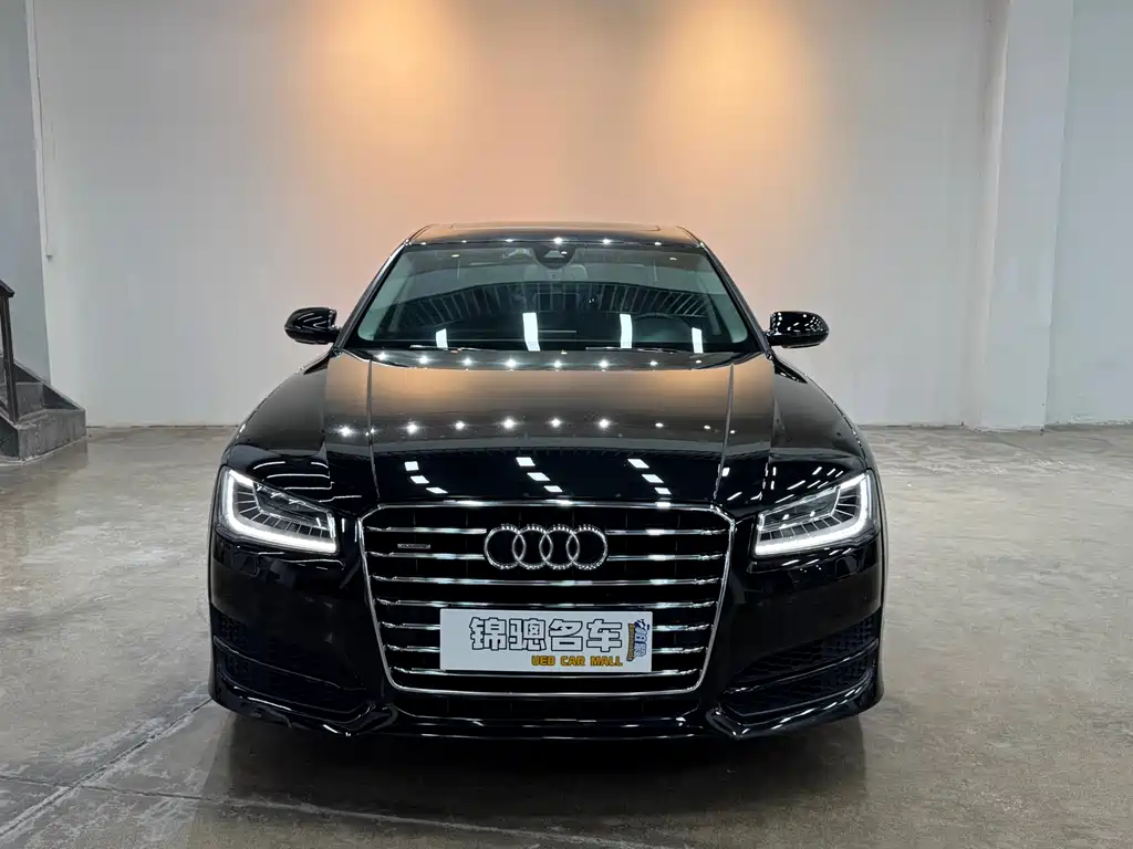 Audi A8 2017 — фото 2