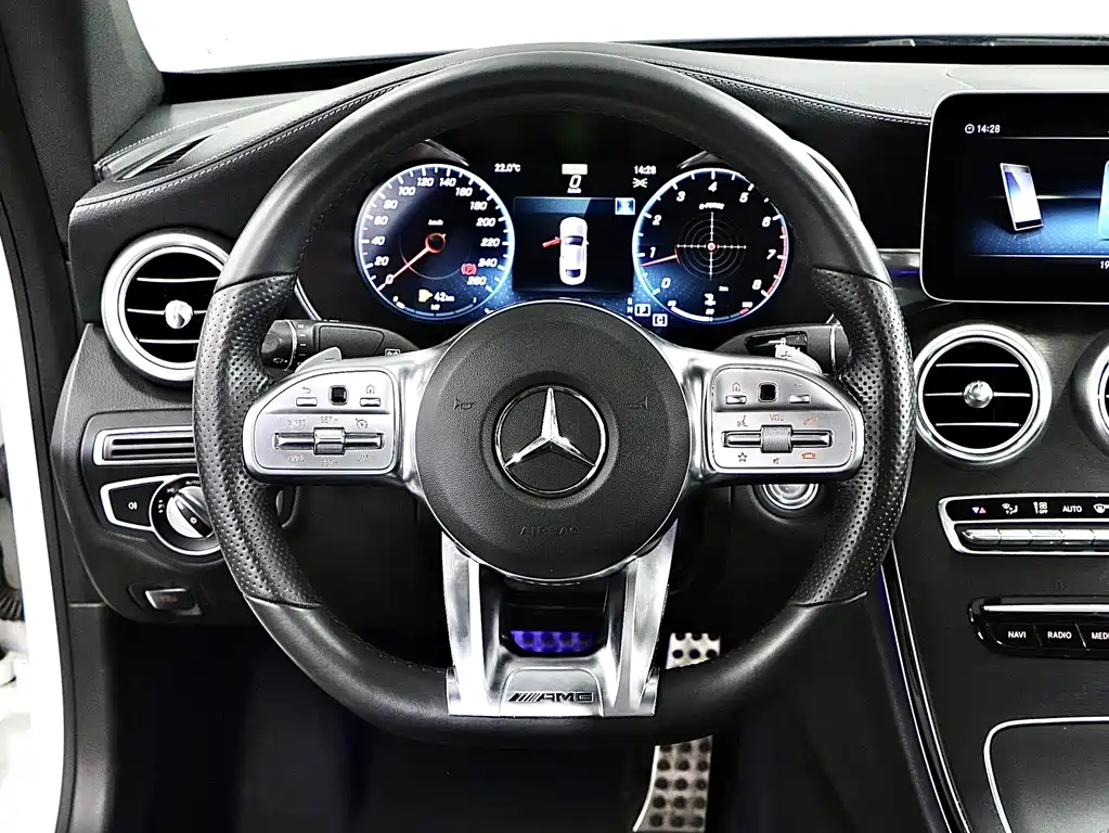 Mercedes-Benz C-Class 2019 — фото 10