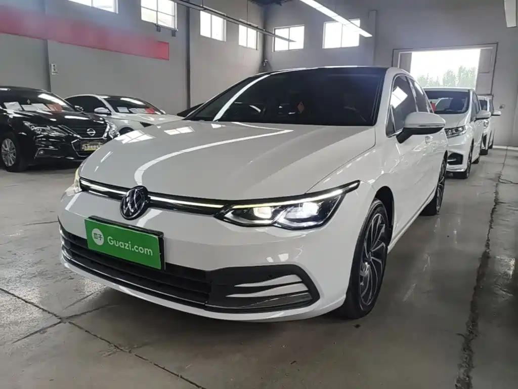 Volkswagen Golf 2023
