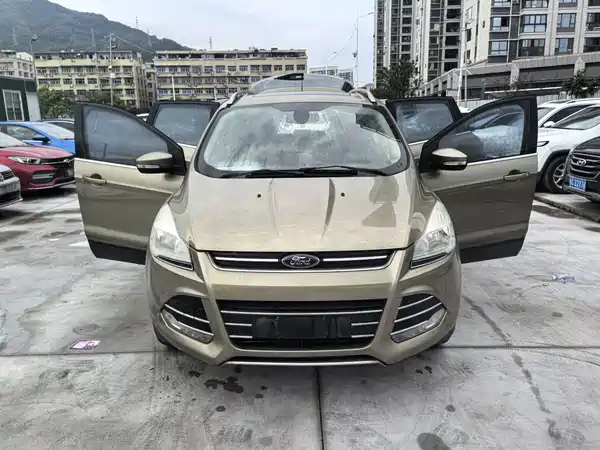 Ford Kuga 2014