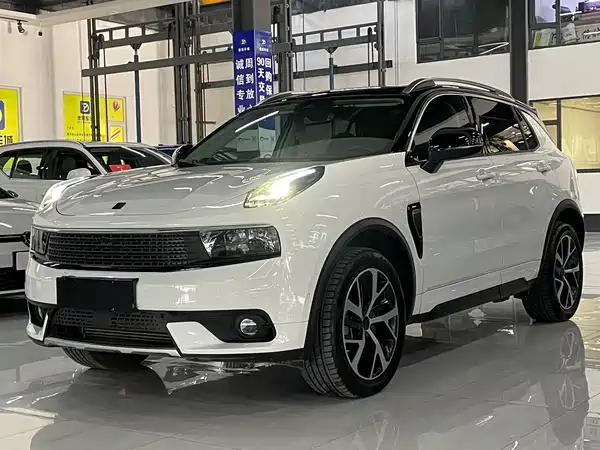 Lynk & Co 01 2017