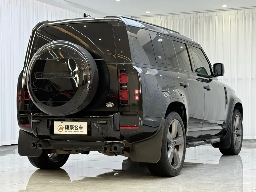 Land Rover Defender 2022 — фото 8