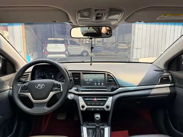 Hyundai Celesta 2016