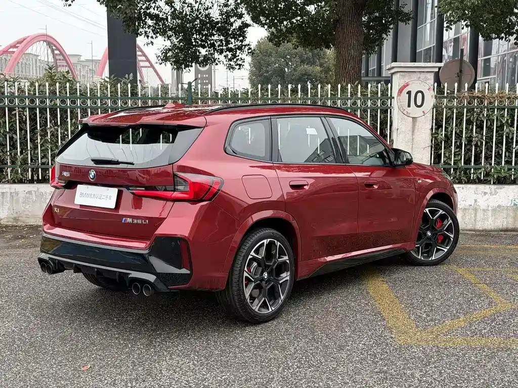 BMW X1 M35Li — фото 4