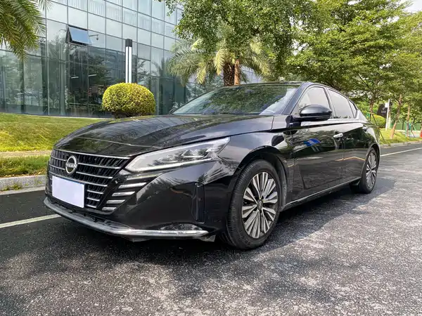 Nissan Teana 2023