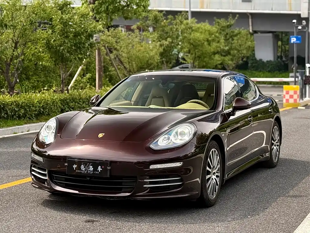 Porsche Panamera 2015 — фото 1