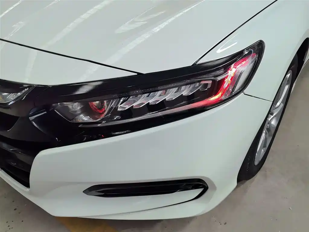 Honda Accord 2021 — фото 16