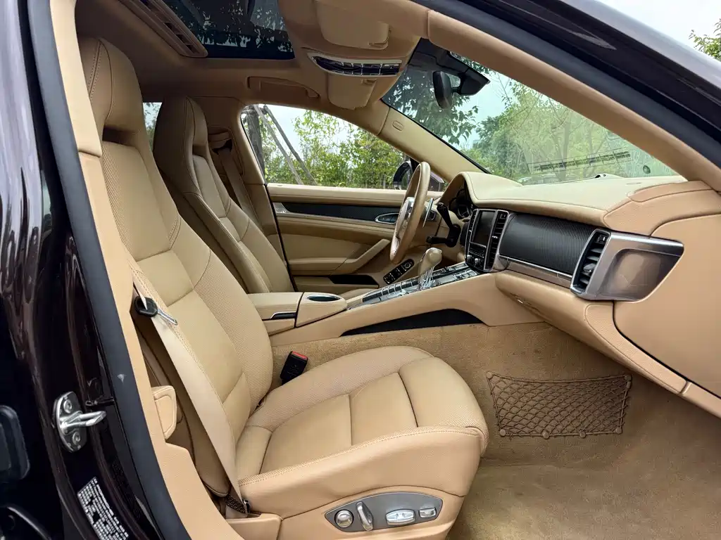 Porsche Panamera 2015 — фото 21