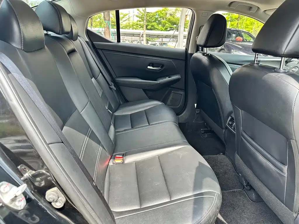 Nissan Sylphy 2020 — фото 16