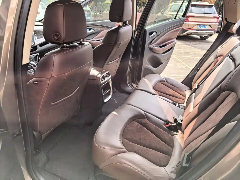 Buick Envision Plus 2016 — фото 11