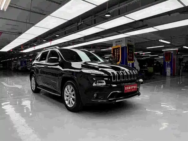 Jeep Cherokee 2017