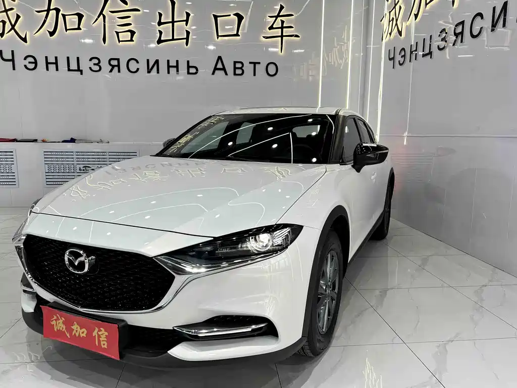 Mazda CX-4 2023 — фото 1