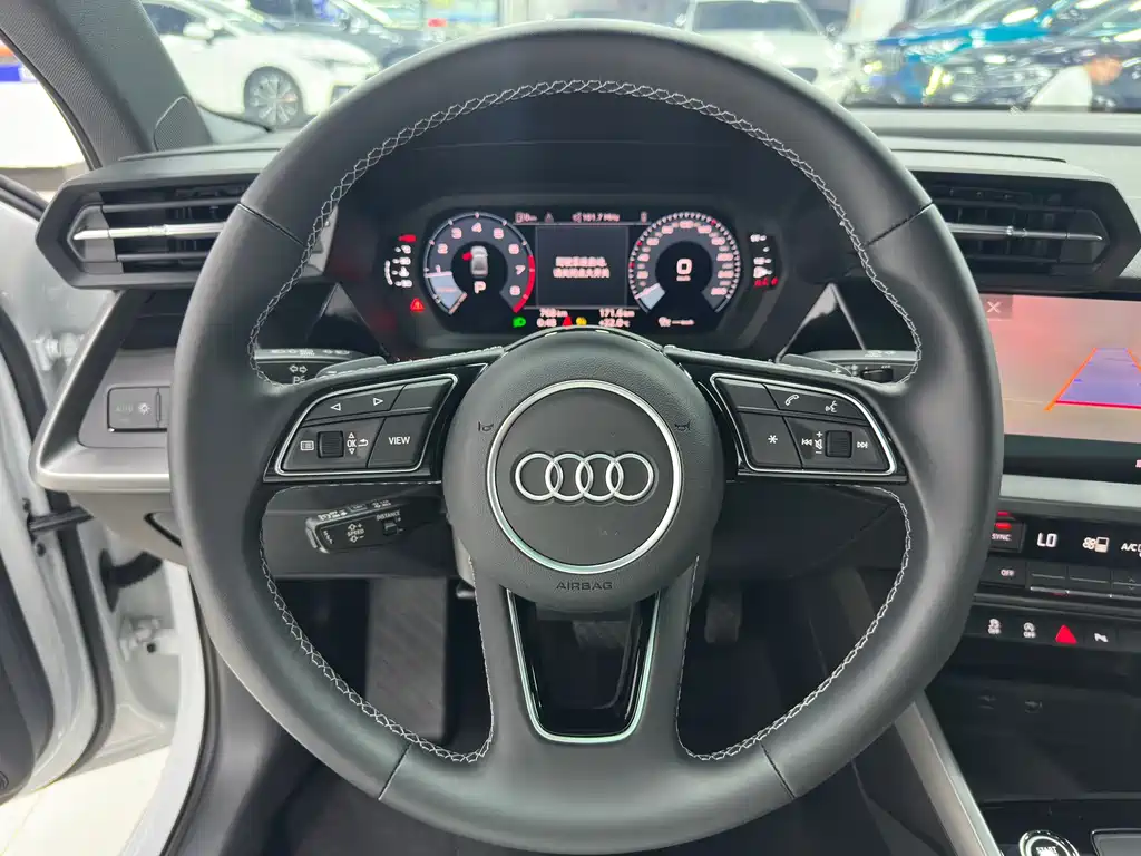 Audi A3 2022 — фото 12