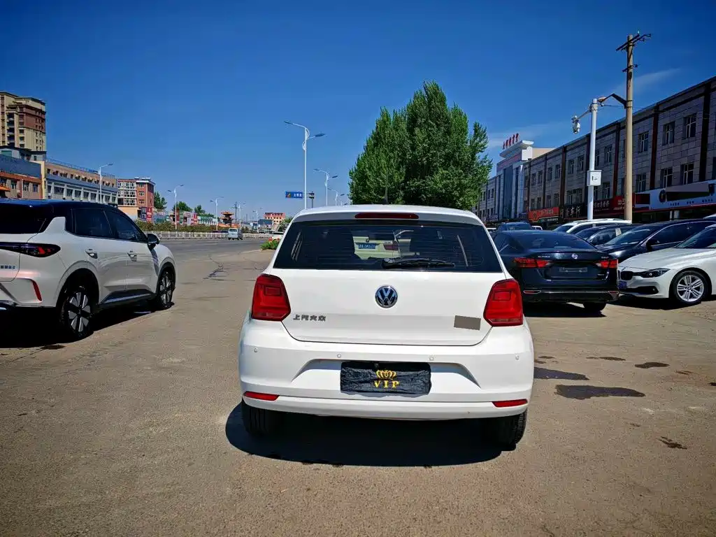 Volkswagen Polo 2016