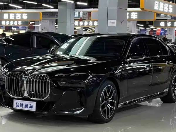 BMW 7 Series 2024