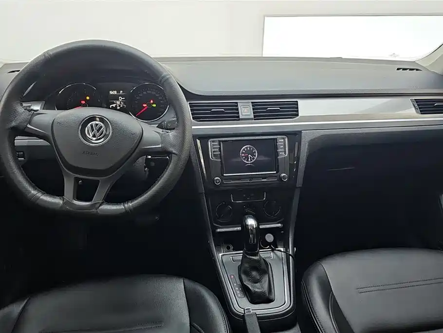 Volkswagen Bora 2018 — фото 12