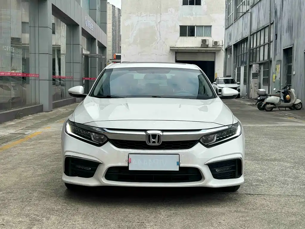 Honda Inspire 2021 — фото 2