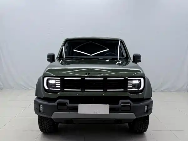 BAIC BJ40 2025