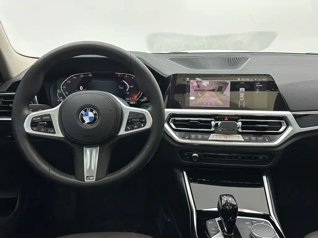 BMW 3 Series 2022 — фото 12