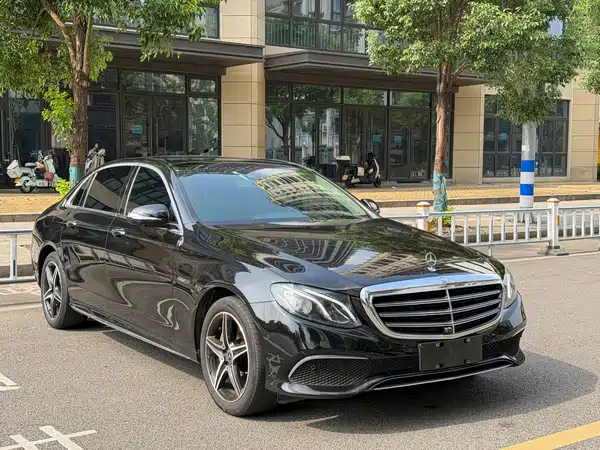 Mercedes-Benz E-Class 2020