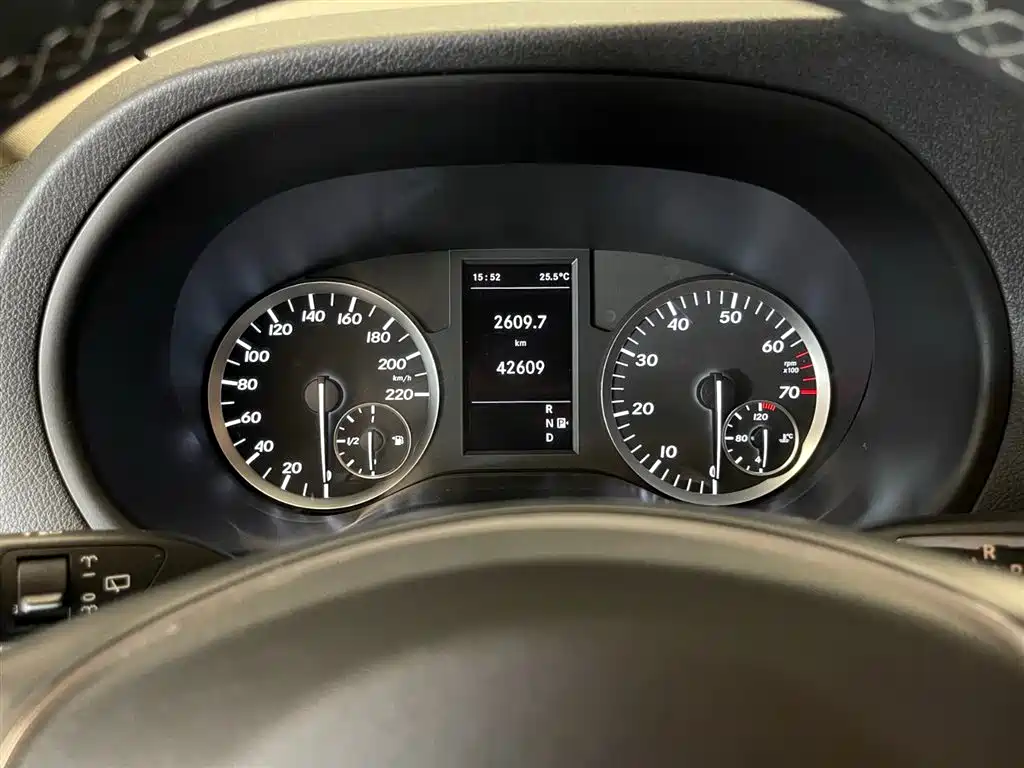 Mercedes-Benz Vito 2018 — фото 14