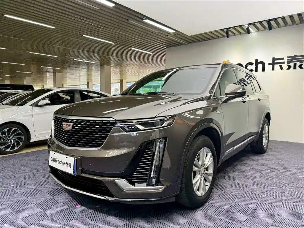 Cadillac XT6 2023 — фото 1
