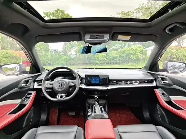 MG5 2022