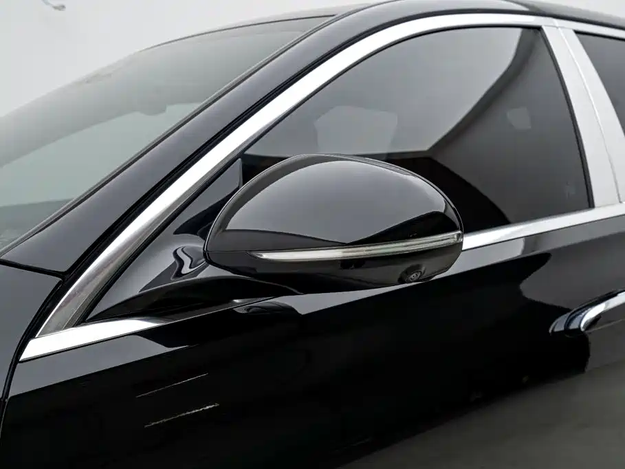 Mercedes-Benz Maybach S-Class 2023 — фото 24