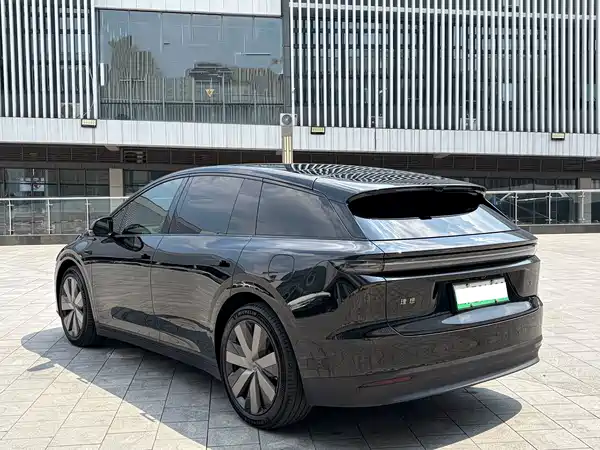 Li Auto i6 2026