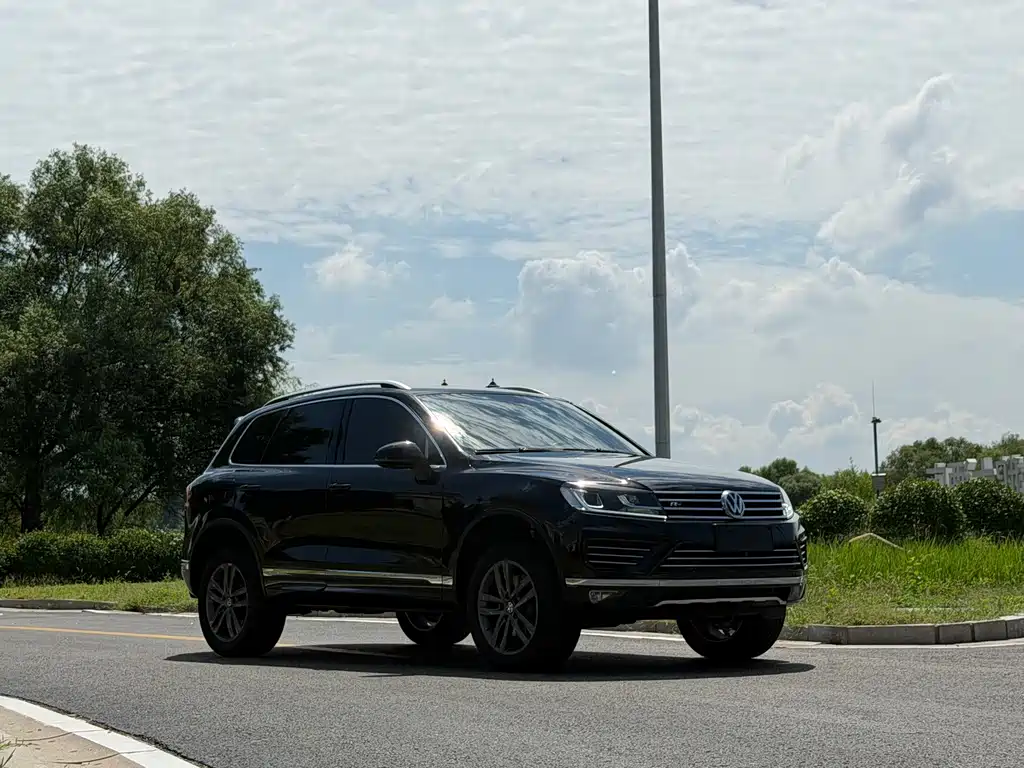 Volkswagen Touareg 2018 — фото 3