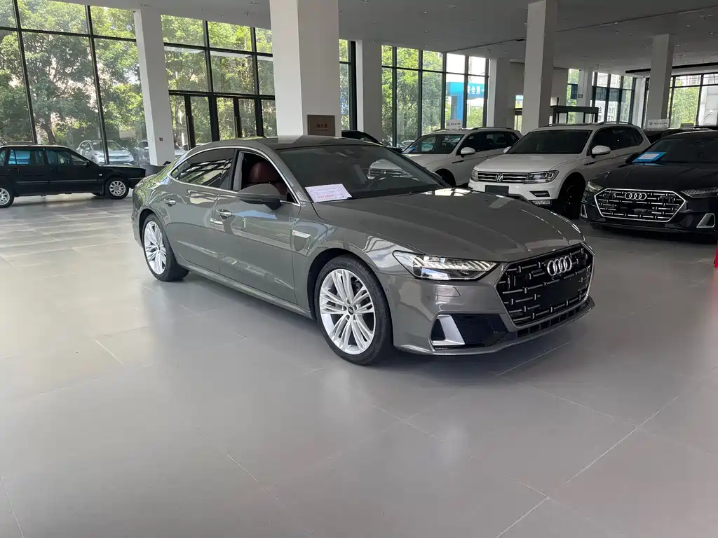 Audi A7L 2024