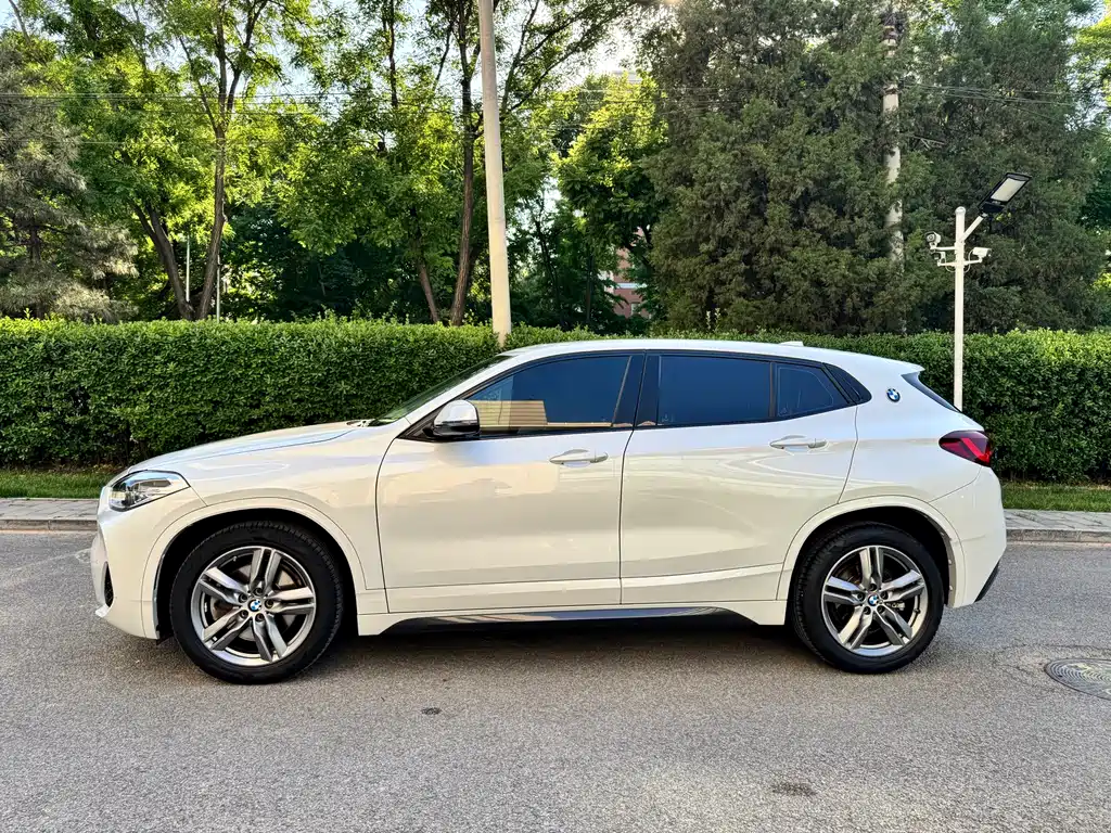 BMW X2 2021 — фото 3